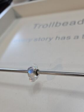 Trollbeads Opalescent Glass Bead